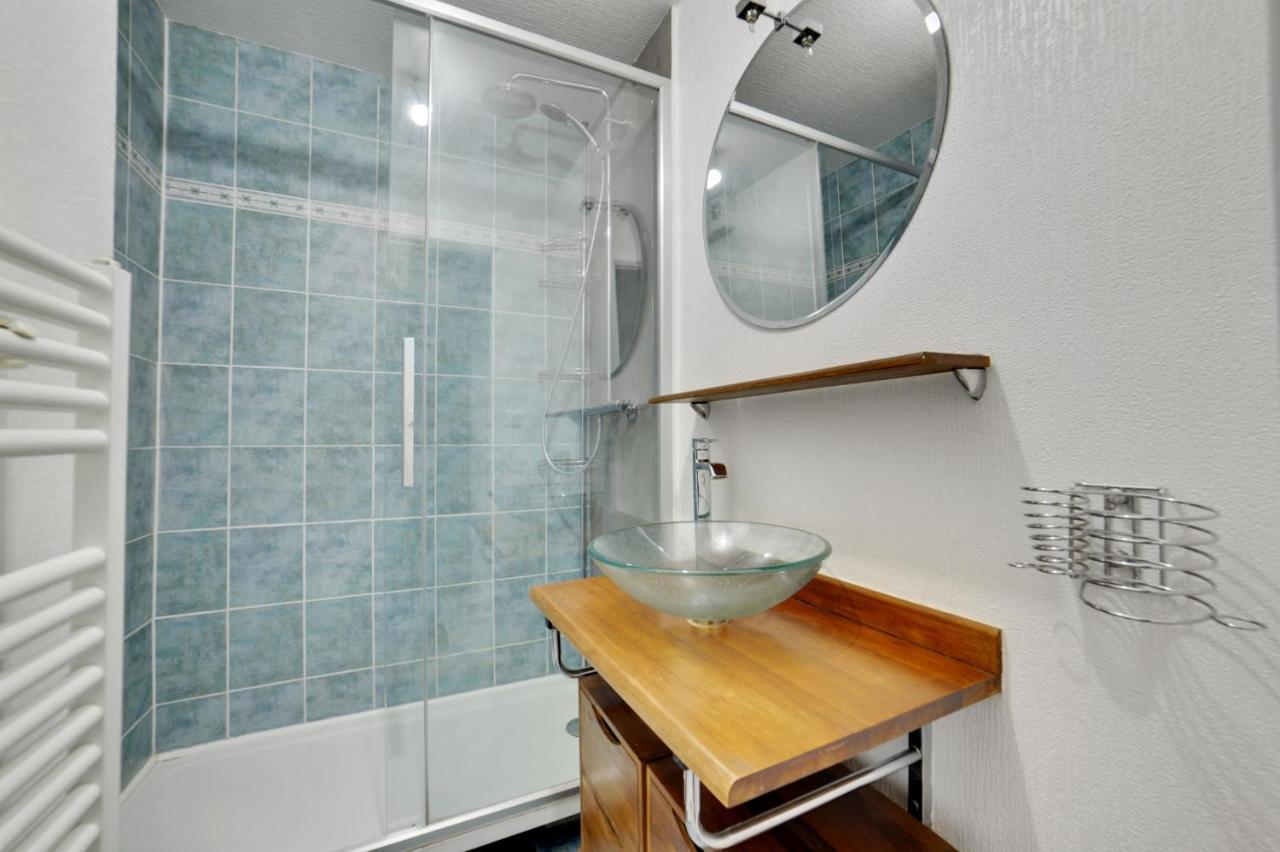 Appartement Chic Apart With Parking à Saint-Denis  Extérieur photo